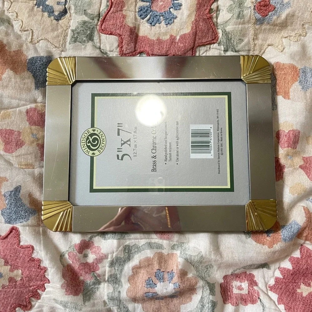 Vtg gold art nouveau Modern‎ regency 5x7 Picture Frame Ornate Etched filigree